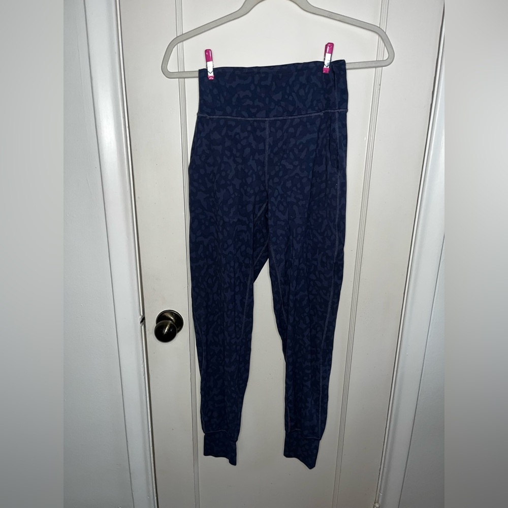 Lululemon Align Jogger 28"